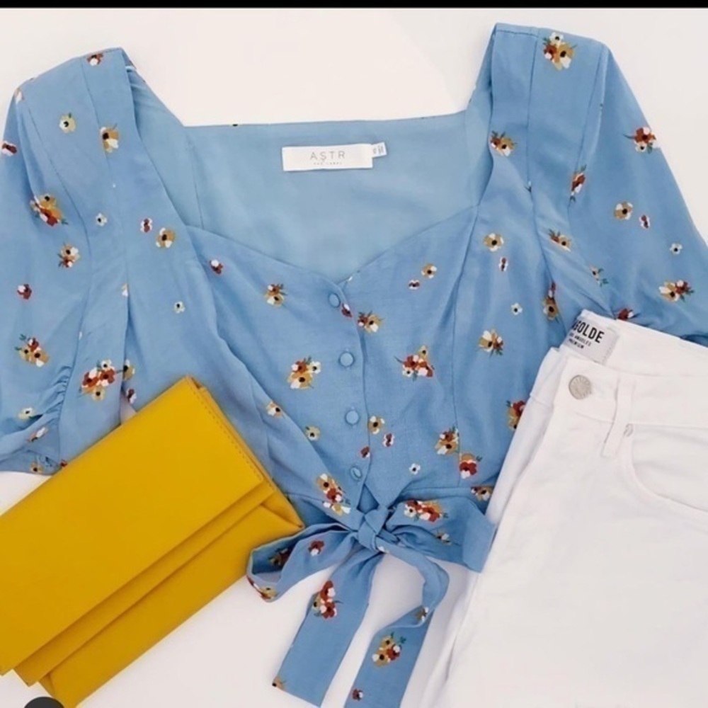 Baby blue flora crop top - Picture 3 of 4